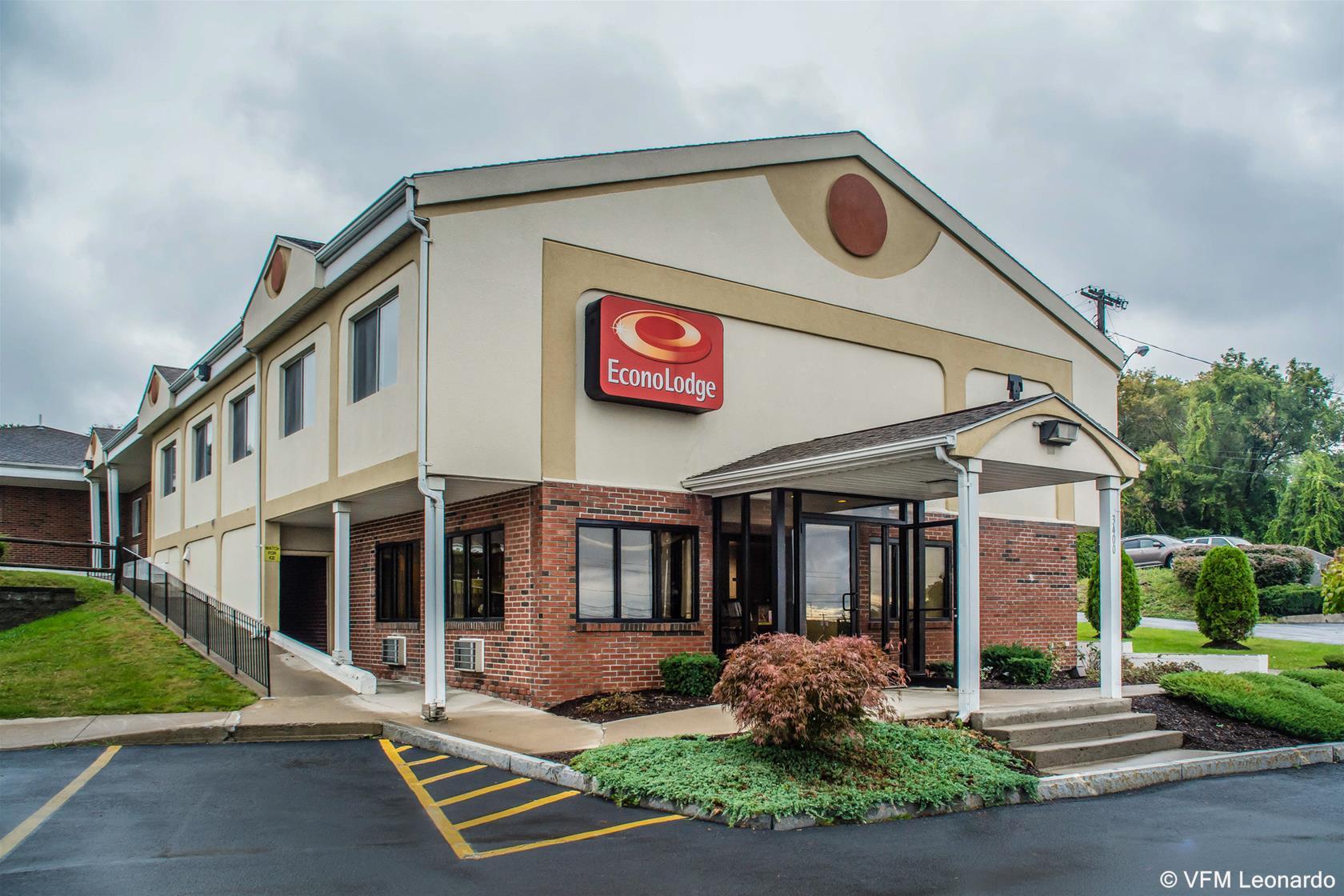 Econo Lodge Dewitt I-90 Luaran gambar