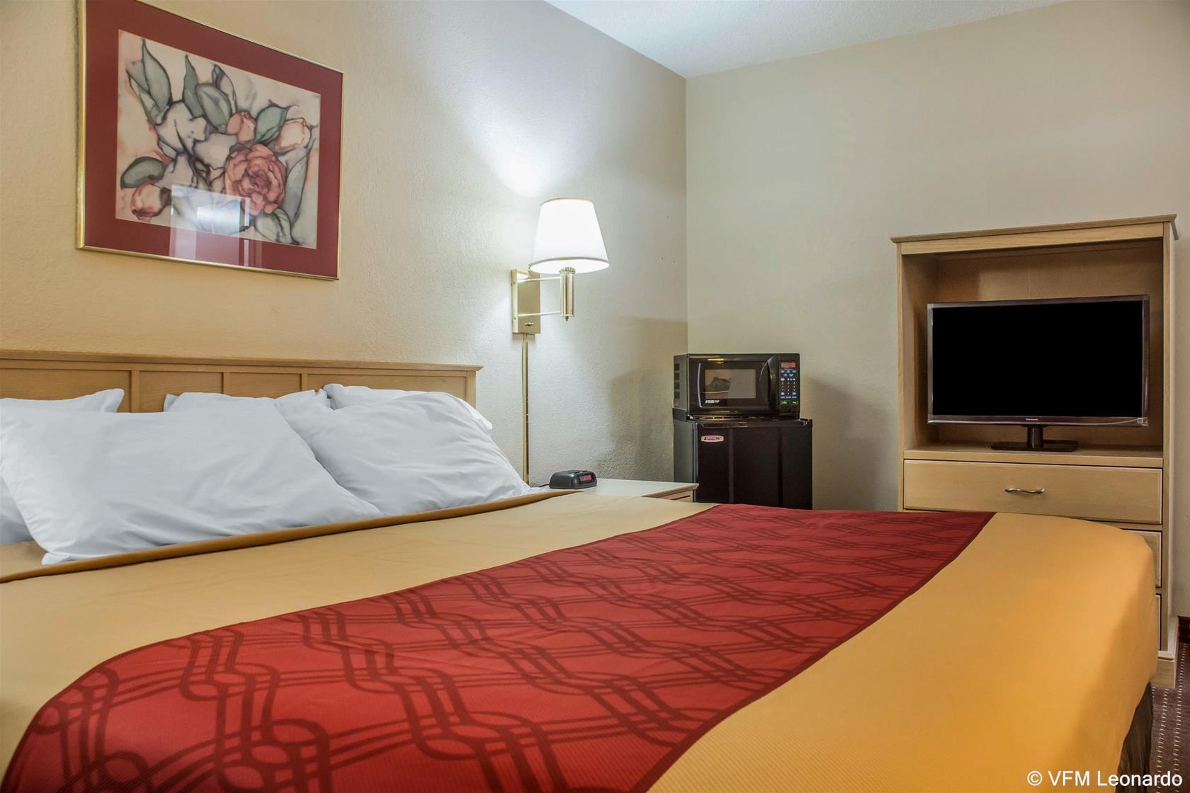 Econo Lodge Dewitt I-90 Luaran gambar