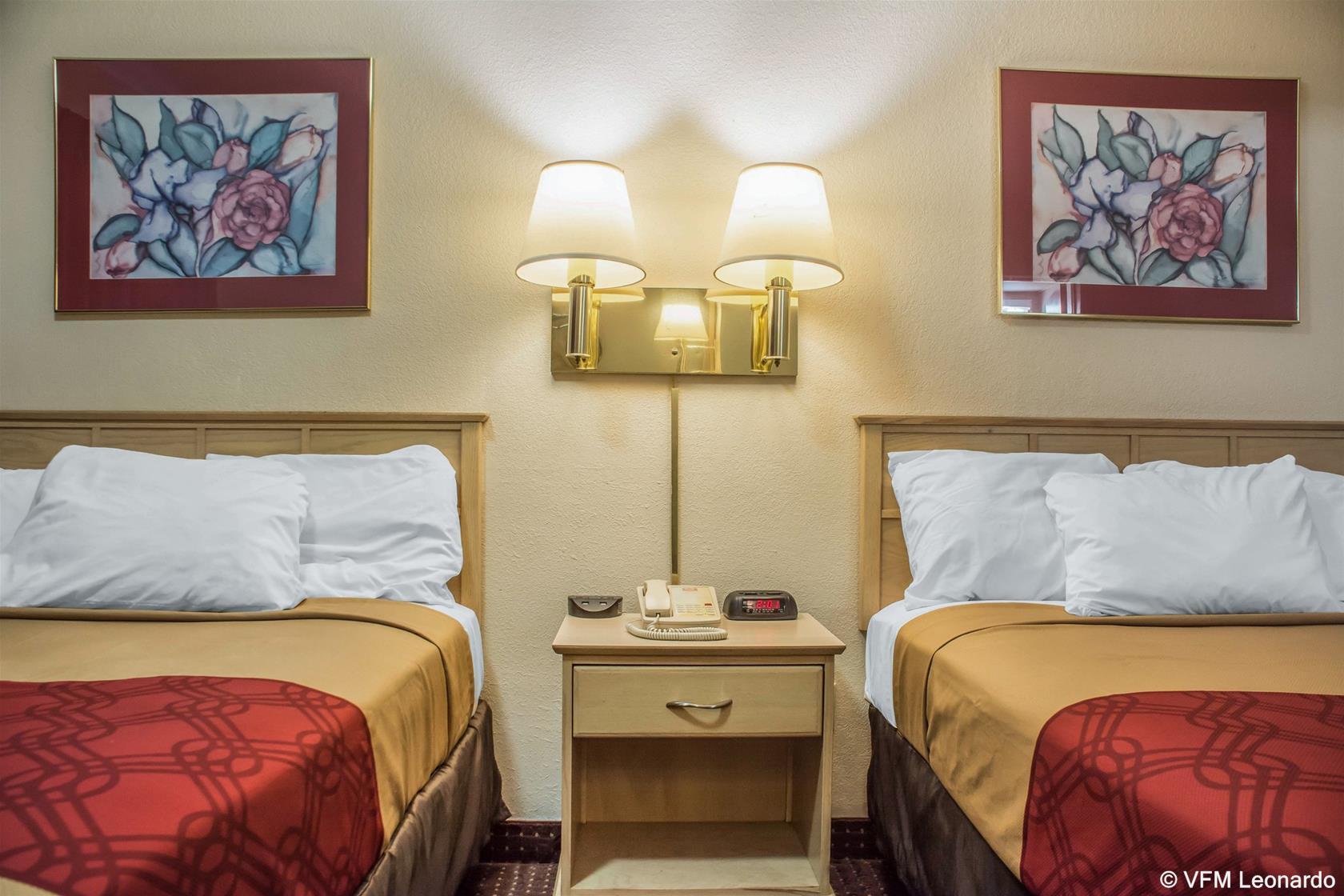 Econo Lodge Dewitt I-90 Luaran gambar