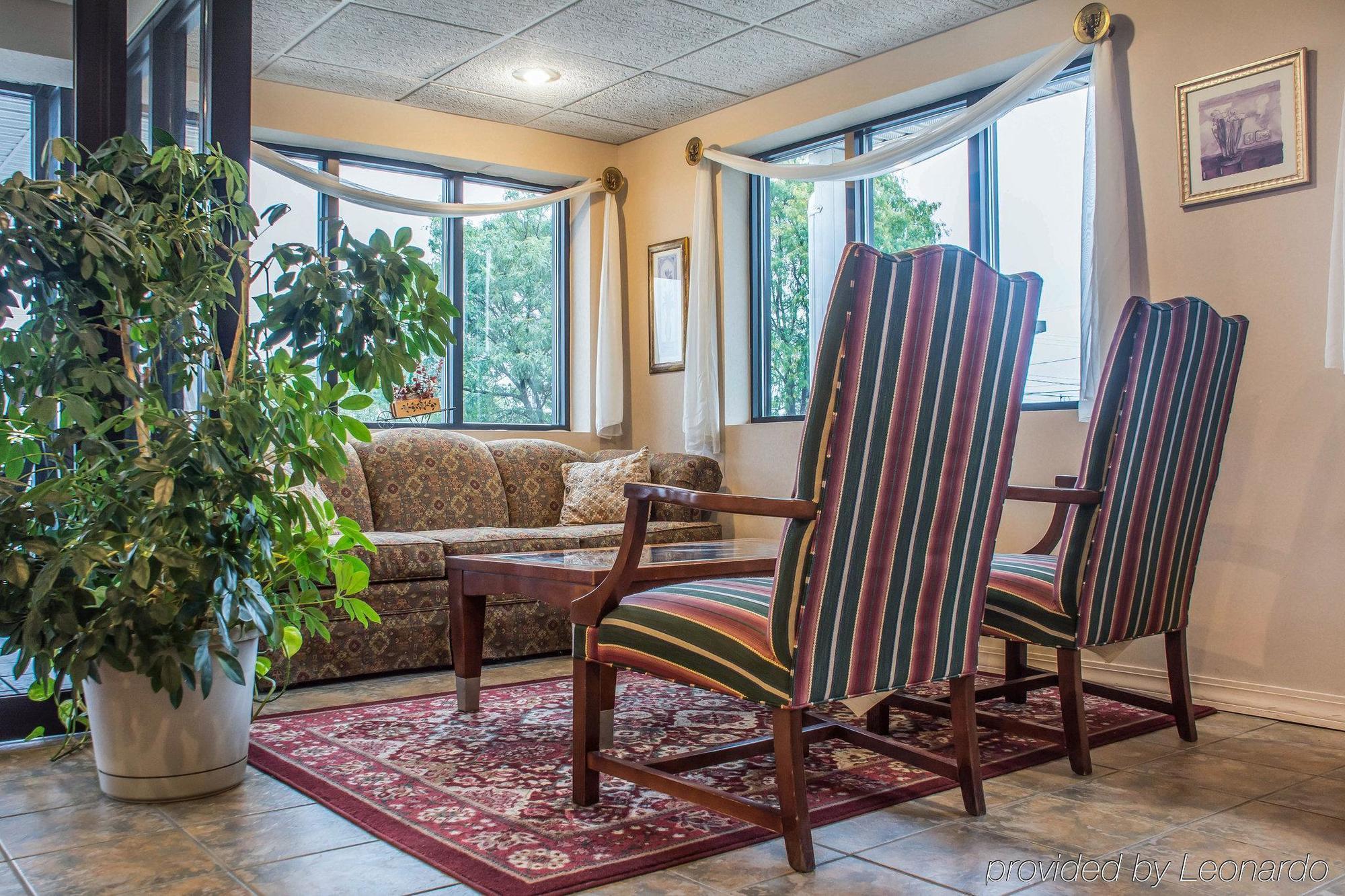 Econo Lodge Dewitt I-90 Luaran gambar