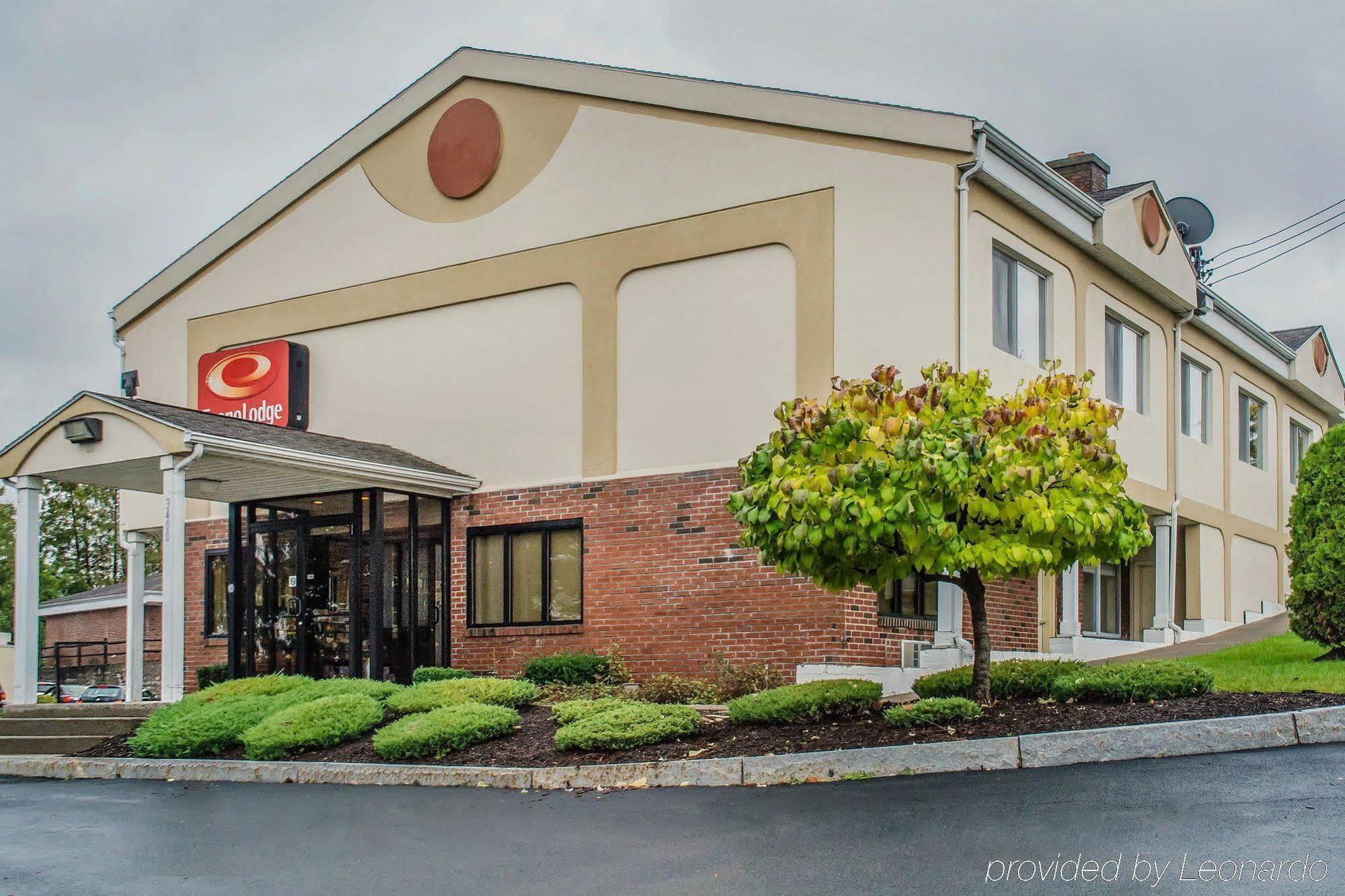 Econo Lodge Dewitt I-90 Luaran gambar